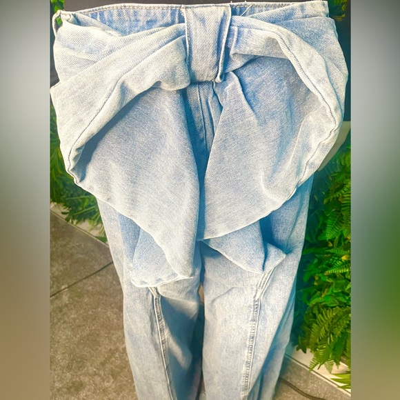🎀Fashion Nova Bow Jeans 💕 - Picture 3 of 10